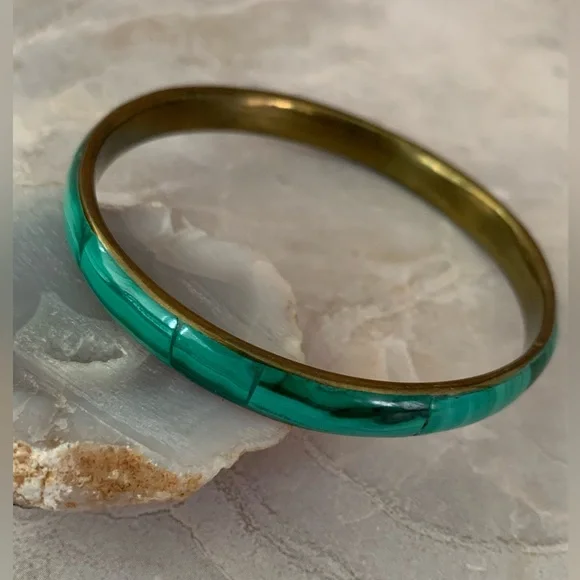 Green Malachite Inlay Brass Bangle Bracelet - Picture 8 of 8
